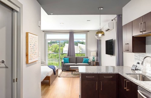 Westwood Place Apartment | River Row Flats