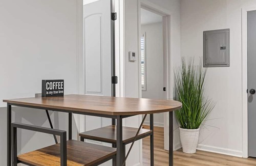 Clarkdale Apartment | Chic 1BR Oasis: Ideal Retreat near Six Flags