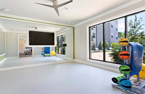 Lindbergh Apartment | Buckhead Quarters - Spacious with Private Balcony