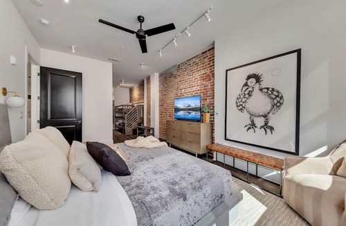 Castleberry Hill Apartment | New Construction Loft Style Spacious Lux Apt 201