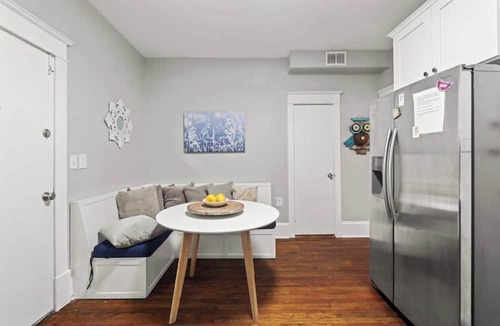 Riverside Apartment | Grand Boho - Team Joseph Ellen