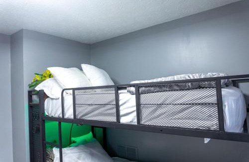 Lawrenceville Apartment | Atlanta Modern 2BR Suite Near Stadium and Marta