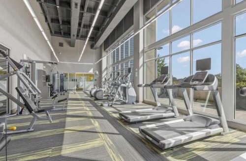 Peachtree Center Apartment | Luxury 1-Bedroom Condo in the Altitude Building Downtown Atlanta
