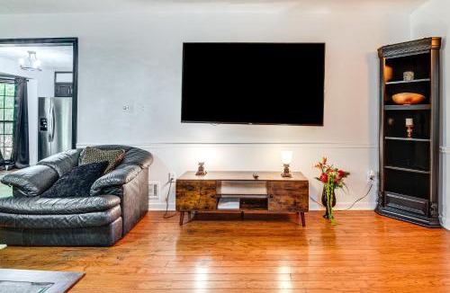Clarkdale House | 6 Mi to Marietta Square: Family Retreat w/Yard!