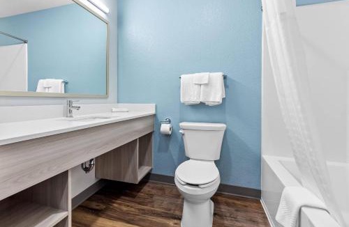 O'Fallon Hotel | WoodSpring Suites St Peters-OFallon