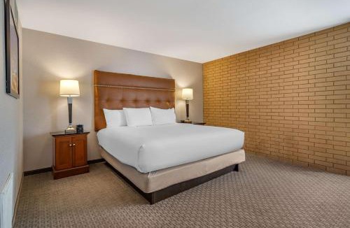 East Point Hotel | Drury Inn & Suites Atlanta Airport