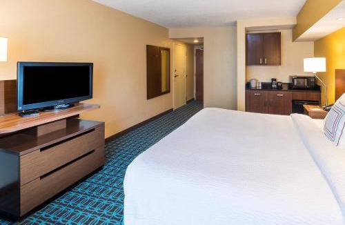 Sandy Springs Hotel | Fairfield Inn & Suites by Marriott Atlanta Perimeter Center