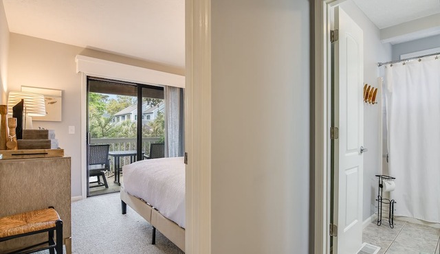Royal James Condo-Perfect for families, neighborhood pool, golf cart included BOTH clubs Available