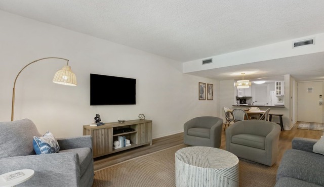 Lovely Amelia Island Condo in Plantation!