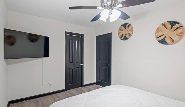 NEW 2BR/Sleeps 4/Walking distance to MB/StateFarm