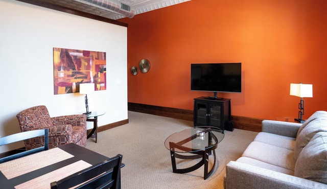 Modern Condo in Downtown Holland: The Macatawa