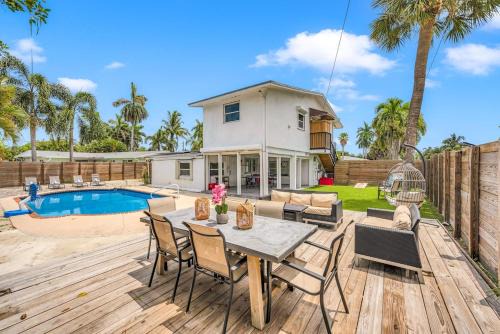 The Coastal Retreat Spacious House Near Beach