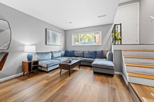 411 San Juan Recently Renovated 2 Bedroom TownHome