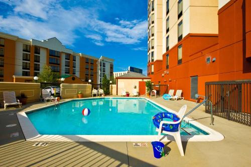 Hampton Inn & Suites-Atlanta Airport North-I-85